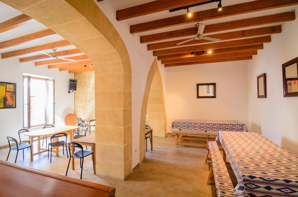 Embat - Hostel Montuïri